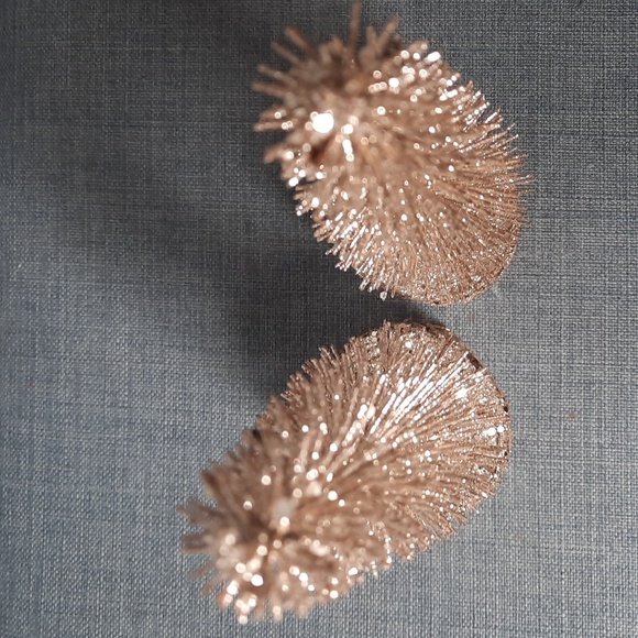 Bottle Brush Style Christmas Winter Tree Wood Base Mantle Tabletop Glitter Chic - Picture 5 of 5